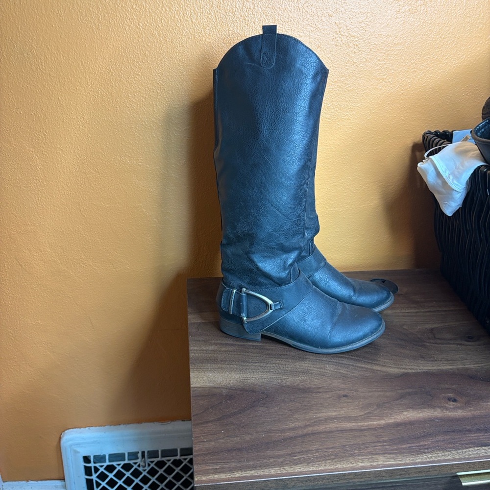 Crown Vintage Western Black Vegan Leather Knee-High Boots with Buckle 9M